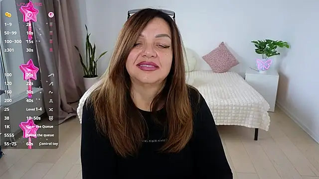 Nika Light online show from October 14, 11:11 am