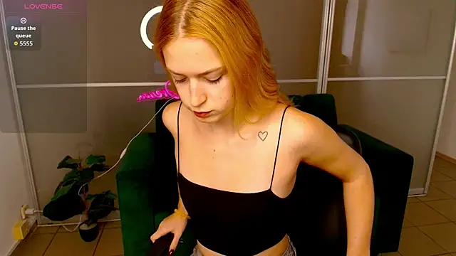 MirandaMayers online show from October 9, 11:41 am