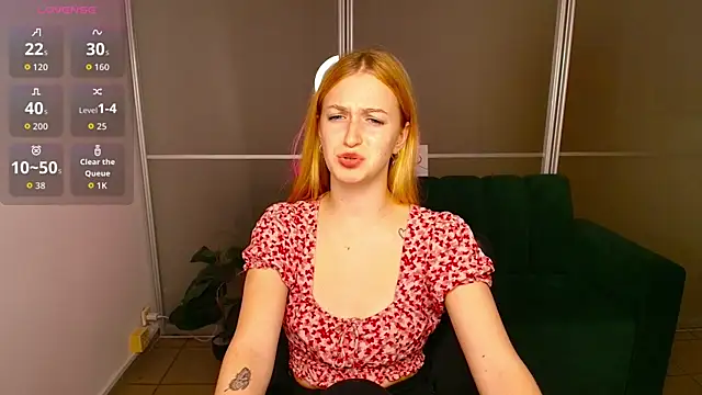 MirandaMayers online show from October 27, 12:53 pm