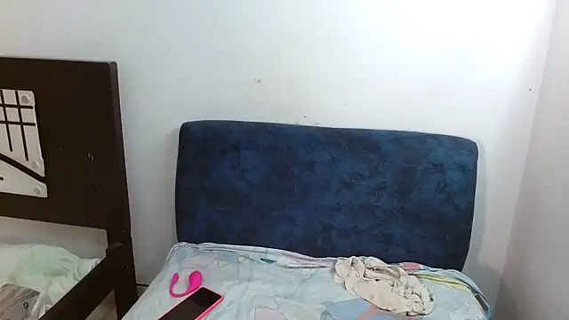 Allyson Mature online show from October 18, 9:32 am