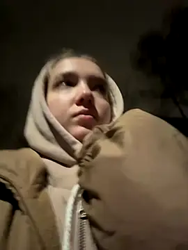 bambi lu online show from November 11, 6:08 pm