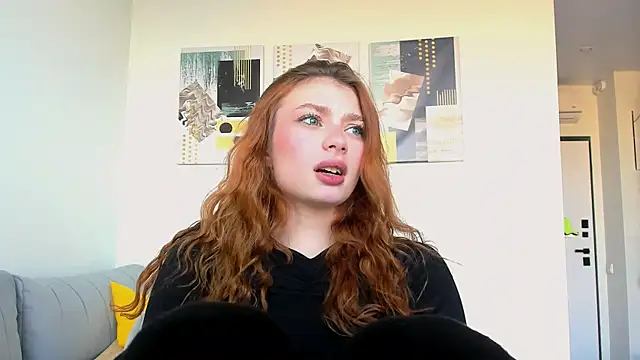 Snapshot of AngelaSwan chatting on March 20, 12:00 pm AngelaSwan online show from March 20, 12:00 pm