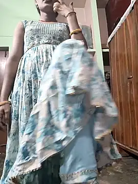 Eshwari Chopra online show from October 30, 1:45 pm