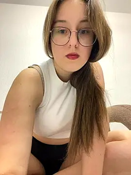 Vviikkssiikk online show from October 29, 5:04 pm