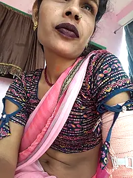 Snapshot of Eshna_Dabral chatting on September 15, 7:08 am Eshna Dabral online show from September 15, 7:08 am