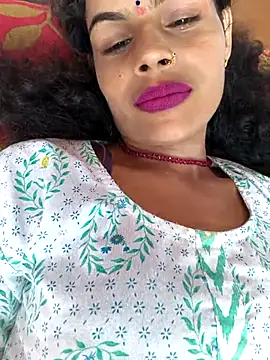 Snapshot of Eshna_Dabral chatting on September 17, 7:32 am Eshna Dabral online show from September 17, 7:32 am