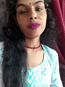 Snapshot of Eshna_Dabral chatting on September 18, 2:13 am Eshna Dabral online show from September 18, 2:13 am