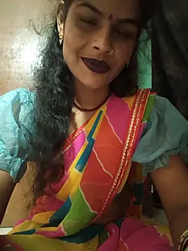 Snapshot of Eshna_Dabral chatting on September 18, 2:52 pm Eshna Dabral online show from September 18, 2:52 pm