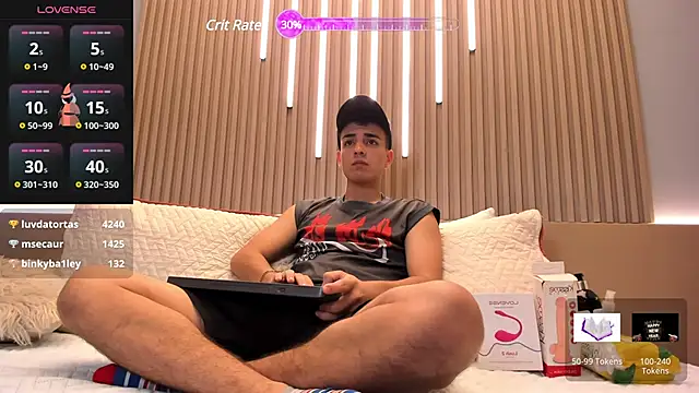 Hotboy21  online show from March 22, 1:08 pm