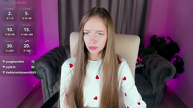 Amy Waynee online show from November 19, 6:02 am