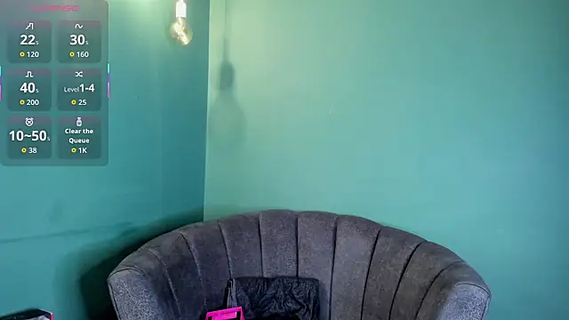 Elaine87  online show from October 10, 10:20 pm