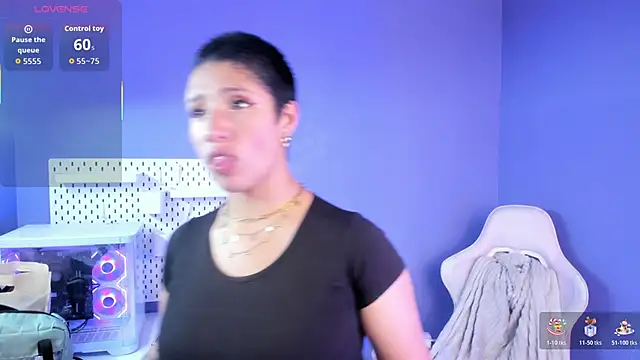 Elaine87  online show from October 17, 8:44 pm