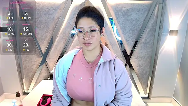 Elaine87  online show from October 28, 7:38 pm