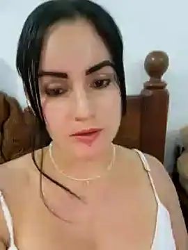 Saraslow online show from November 2, 12:02 am