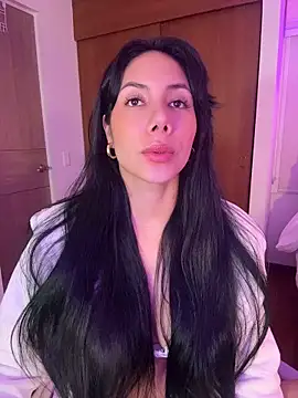 ArianaReynoldss online show from June 9, 10:16 am