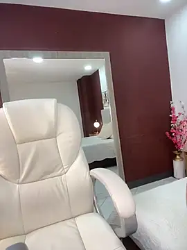 Snapshot of im_eli1 chatting on March 7, 8:39 pm im eli1 online show from March 7, 8:39 pm