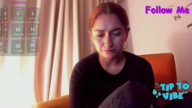 Misscruz  online show from March 20, 3:02 am