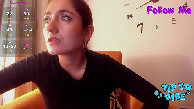 Misscruz  online show from March 20, 6:08 am