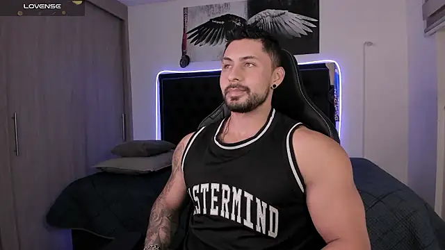 Snapshot of santi_aesthetic chatting on March 14, 12:28 am santi aesthetic online show from March 14, 12:28 am