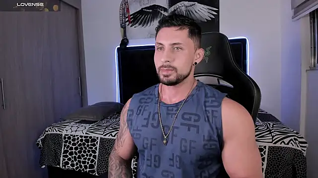 santi aesthetic online show from July 2, 3:23 am