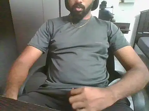 lovelyakash69 online show from October 14, 10:16 am