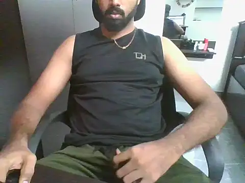 Snapshot of lovelyakash69 chatting on June 22, 5:26 am lovelyakash69 online show from June 22, 5:26 am