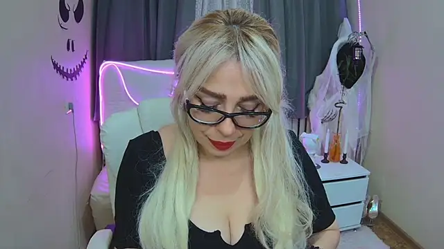 KatrinaCharm online show from October 15, 6:57 am