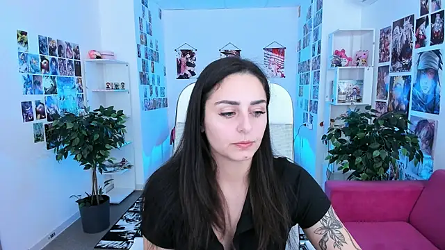 ValeriiMills online show from November 6, 2:51 pm