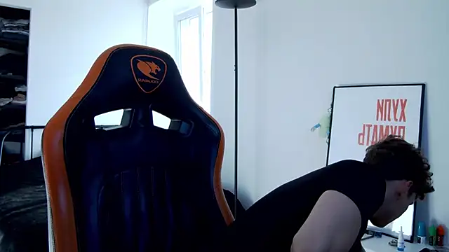 DanyDavis online show from October 7, 8:11 am