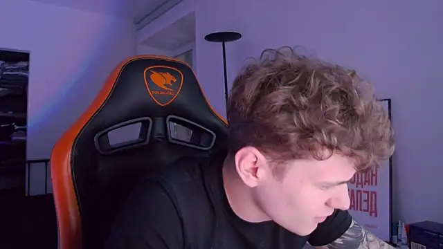 DanyDavis online show from October 10, 8:30 pm