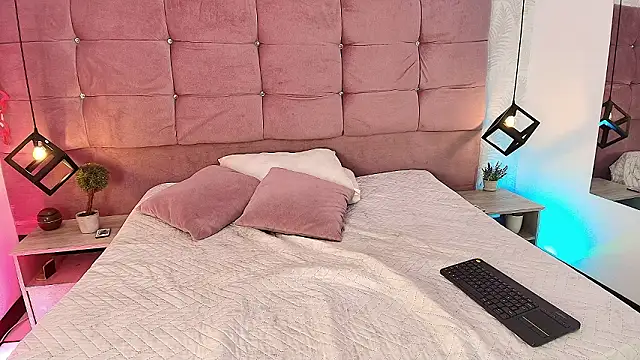 Jenna-Mitchell online show from January 15, 3:55 am