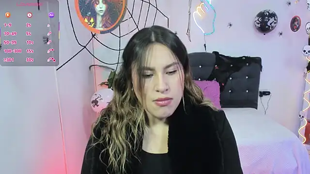 saaya tay online show from October 29, 3:09 am