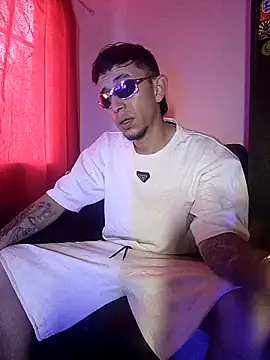 Chris  Jones online show from September 25, 9:18 pm