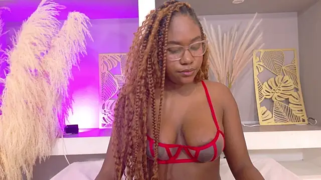 RachelStonne online show from December 17, 1:06 pm