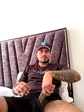 Snapshot of PapiStan chatting on September 28, 6:02 pm PapiStan online show from September 28, 6:02 pm