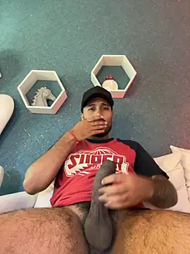 Snapshot of PapiStan chatting on October 15, 12:44 am PapiStan online show from October 15, 12:44 am