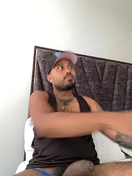 Snapshot of PapiStan chatting on November 15, 2:46 pm PapiStan online show from November 15, 2:46 pm