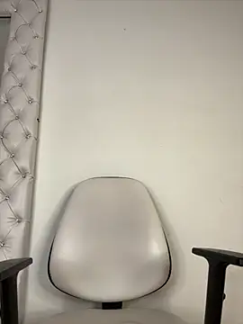 Snapshot of PapiStan chatting on November 24, 2:55 am PapiStan online show from November 24, 2:55 am