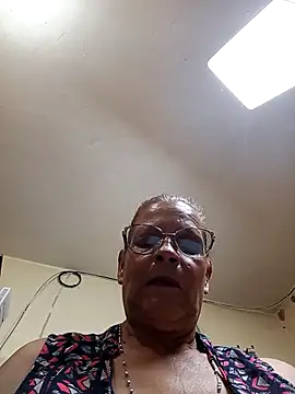 katrina perez online show from October 6, 7:55 pm