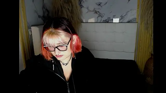 Snapshot of Cerecitaa02_ chatting on August 4, 11:18 pm Cerecitaa02 online show from August 4, 11:18 pm