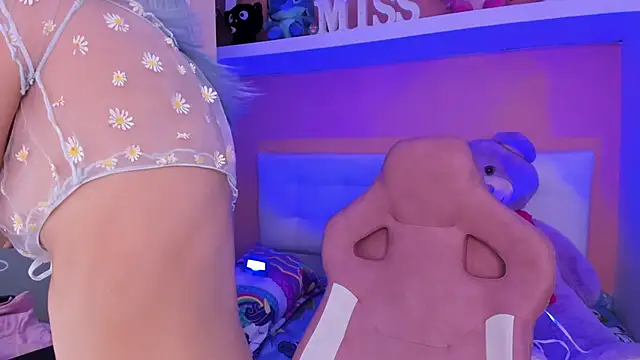 Snapshot of miss____marilyn chatting on September 27, 11:15 am miss    marilyn online show from September 27, 11:15 am