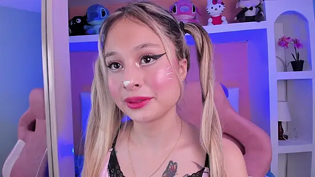 Snapshot of miss____marilyn chatting on October 16, 11:22 am miss    marilyn online show from October 16, 11:22 am