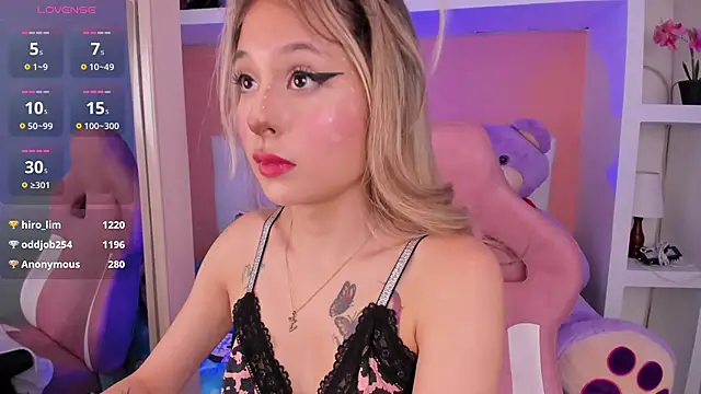 Snapshot of miss____marilyn chatting on October 27, 11:03 am miss    marilyn online show from October 27, 11:03 am