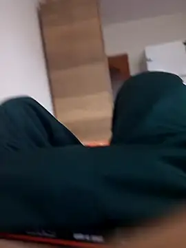 leona633 online show from March 22, 3:37 pm