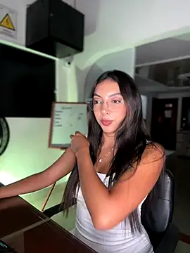 Snapshot of ImAshley1 chatting on September 13, 1:05 am ImAshley1 online show from September 13, 1:05 am