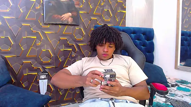 Snapshot of black_king_241 chatting on March 6, 3:14 am black king 241 online show from March 6, 3:14 am