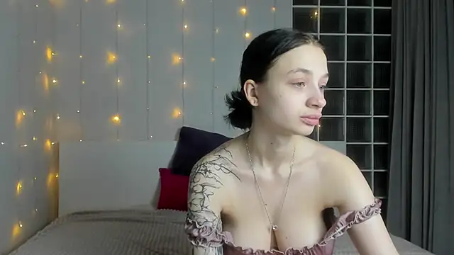 Chatty Alice online show from September 22, 12:34 am