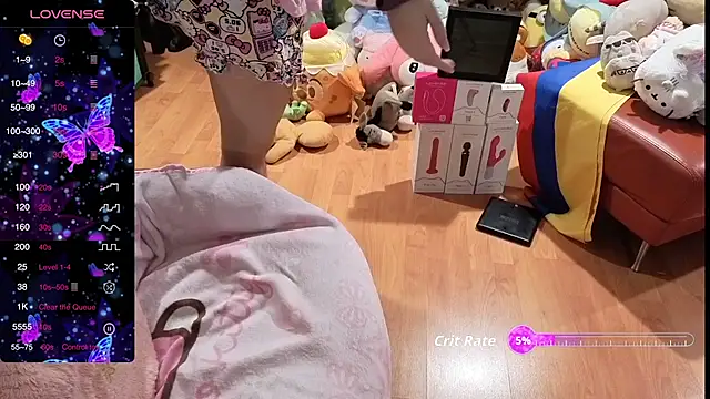 w3tkittty online show from September 12, 10:32 pm