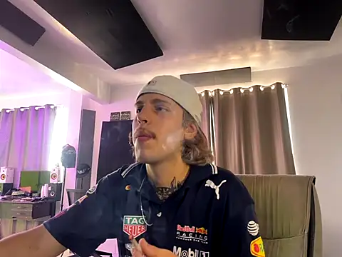 bigrosa21cm online show from December 19, 7:43 pm