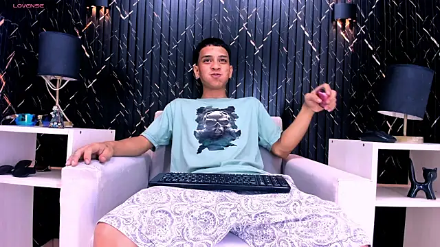 Matt Ruso online show from October 4, 7:01 pm